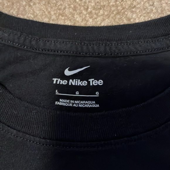 Nike Kids Sportswear Nike Icon T-Shirt Size: L. Color: Black - Picture 2 of 3